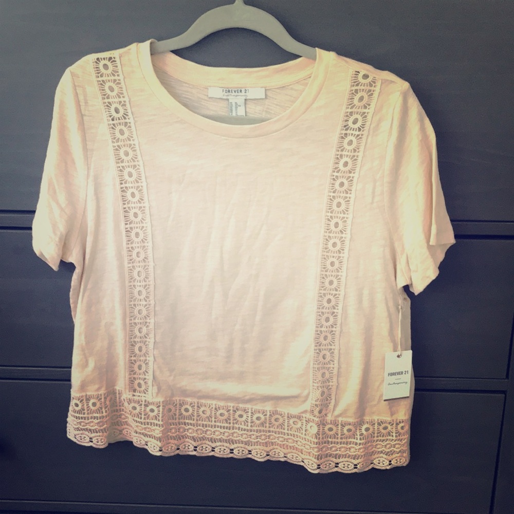 Nude blush color shirt Forever 21